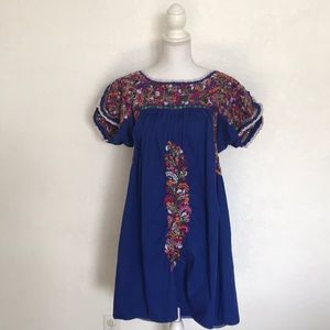 🔹 Vintage embroidered flower dress 🔹